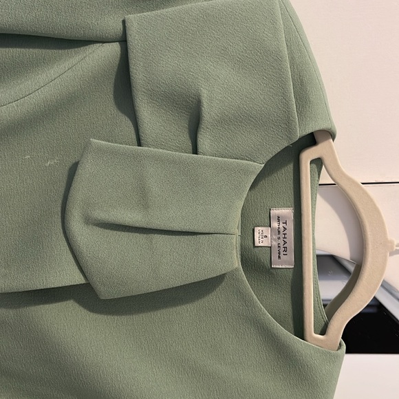 A beautiful suit - Picture 4 of 6